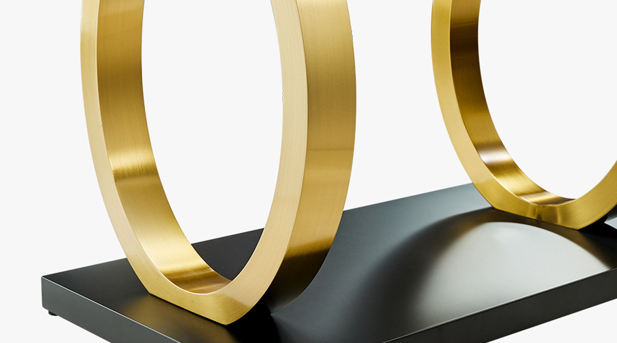 Titanium-plated Circle Legs